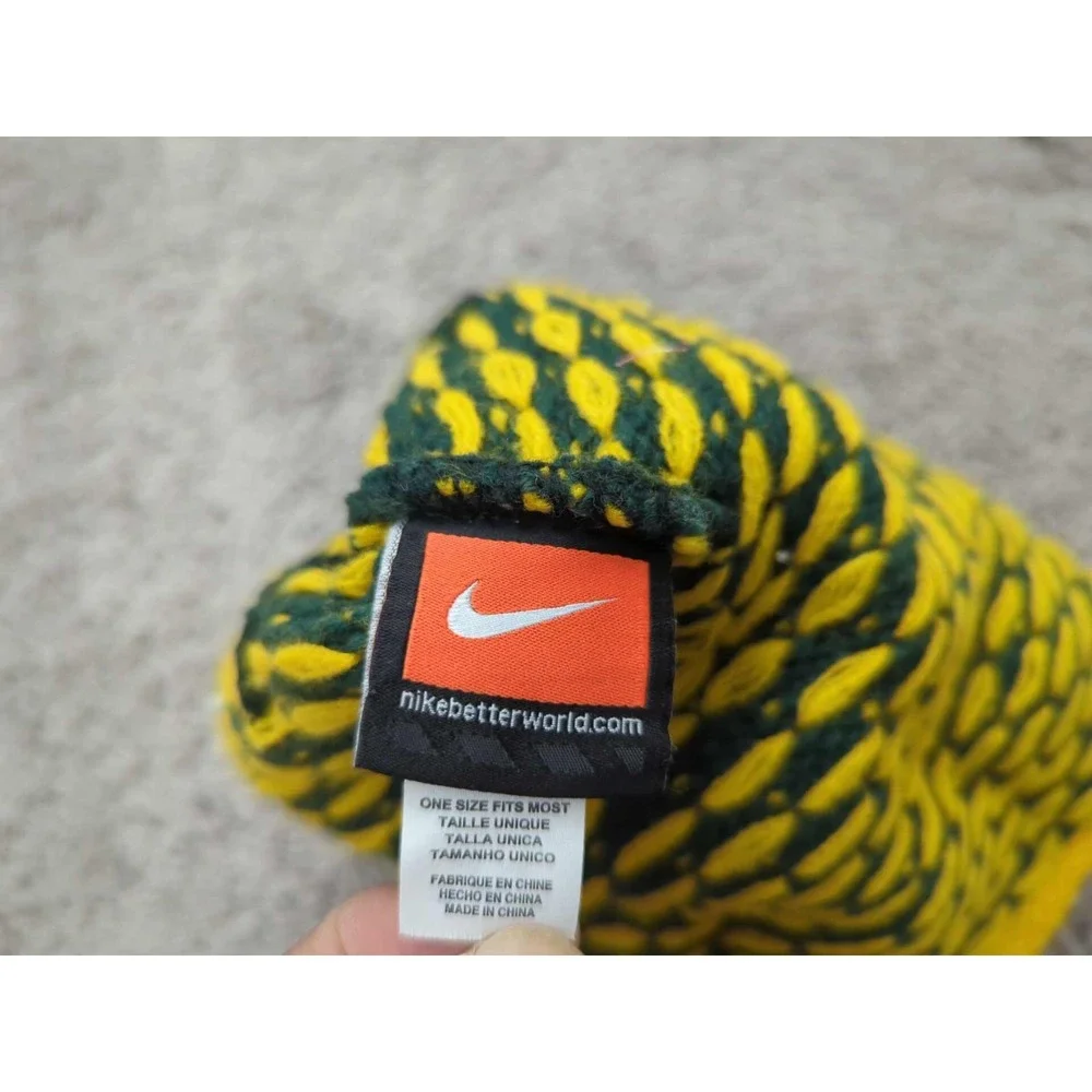 Green Bay Packers Beanie Mens OSFA Pom Knit‎ NFL Nike Green Yellow